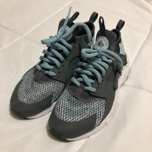 Air Huarache Run Ultra